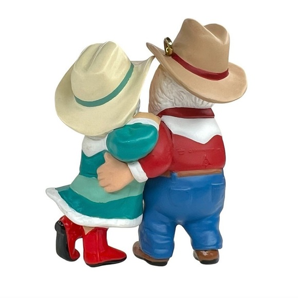 Hallmark Keepsake Ornament 1999 The Clauses on Vacation #3 in Collector's Series - Picture 4 of 8